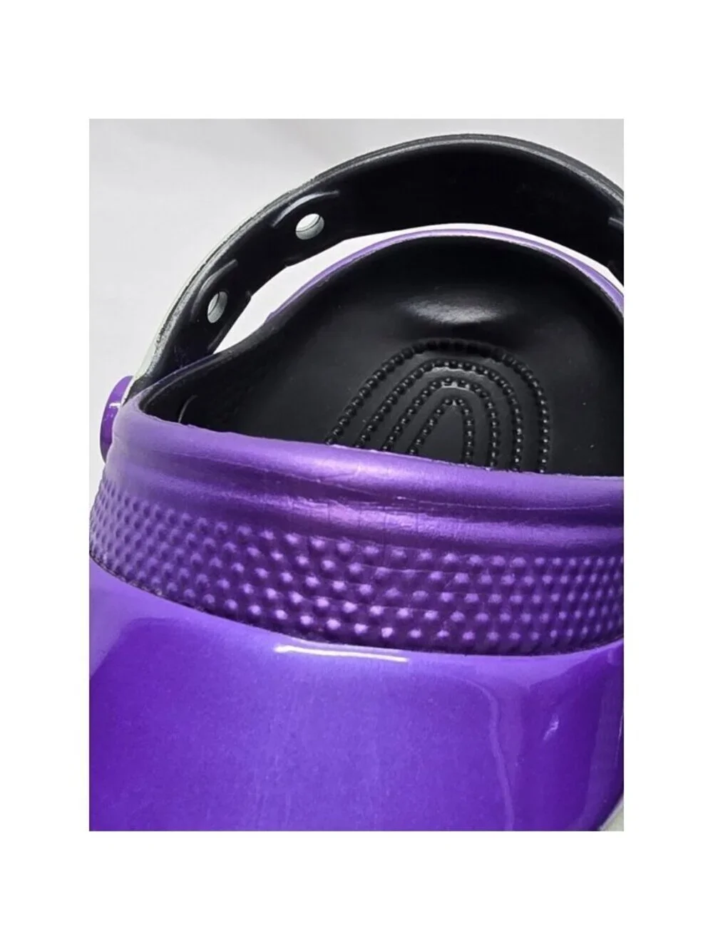 Dragon Ball Z Frieza Classic Clog Unisex Mens 4/ Women's 6- New With Tags